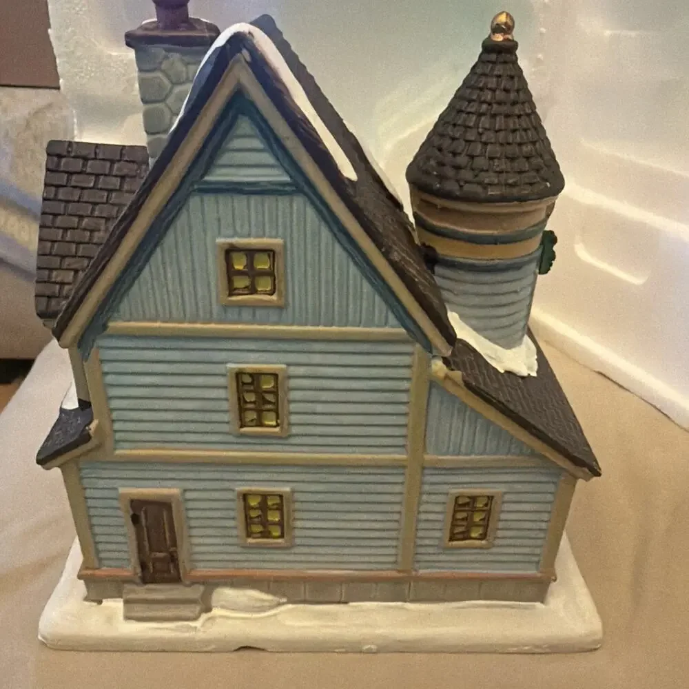 Lemax 35035 Christmas Joy Residence Open Box Missing Original Box
